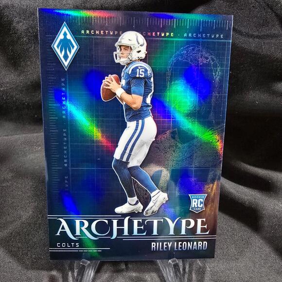 2025 Panini Phoenix Riley Leonard RC ARCHETYPE #12 SSP Case Hit NFL COLTS
